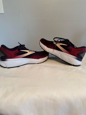 Brooks Women's Running Shoes - Navy and Maroon with White Sole. Brooks Ghost 16